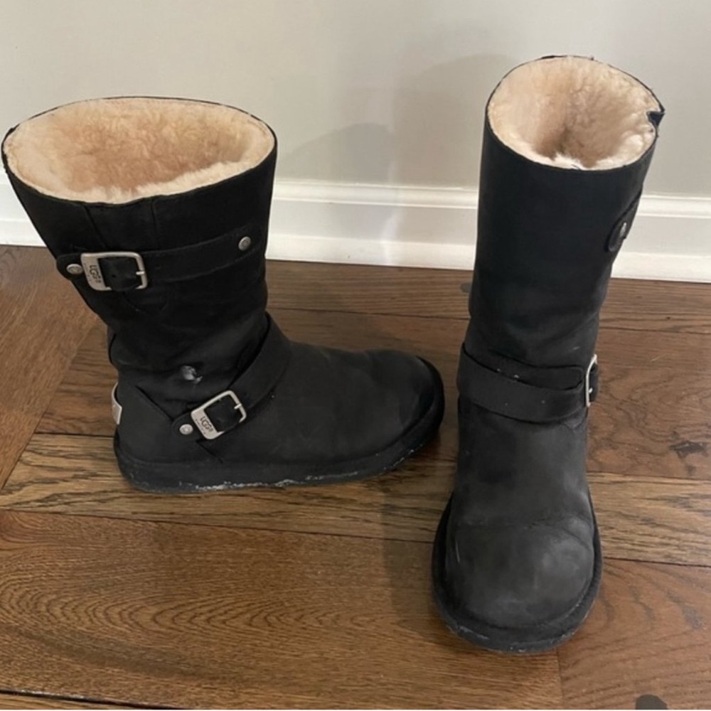 UGG Kensington Boots
